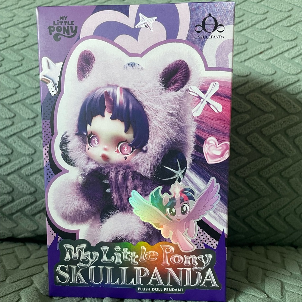 Popmart Skullpanda X My Little Pony Rainbow Dash